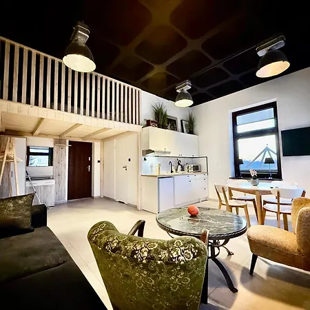 Twin Loft Small Klimatyczny Z Antresola Apartmán